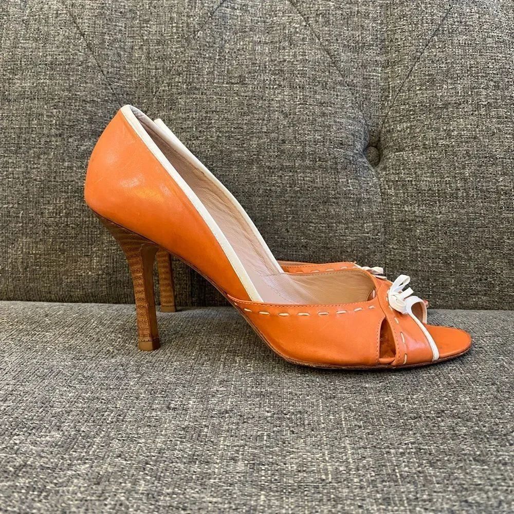 Oscar De La Renta Orange White Leather Peep-Toe Heels